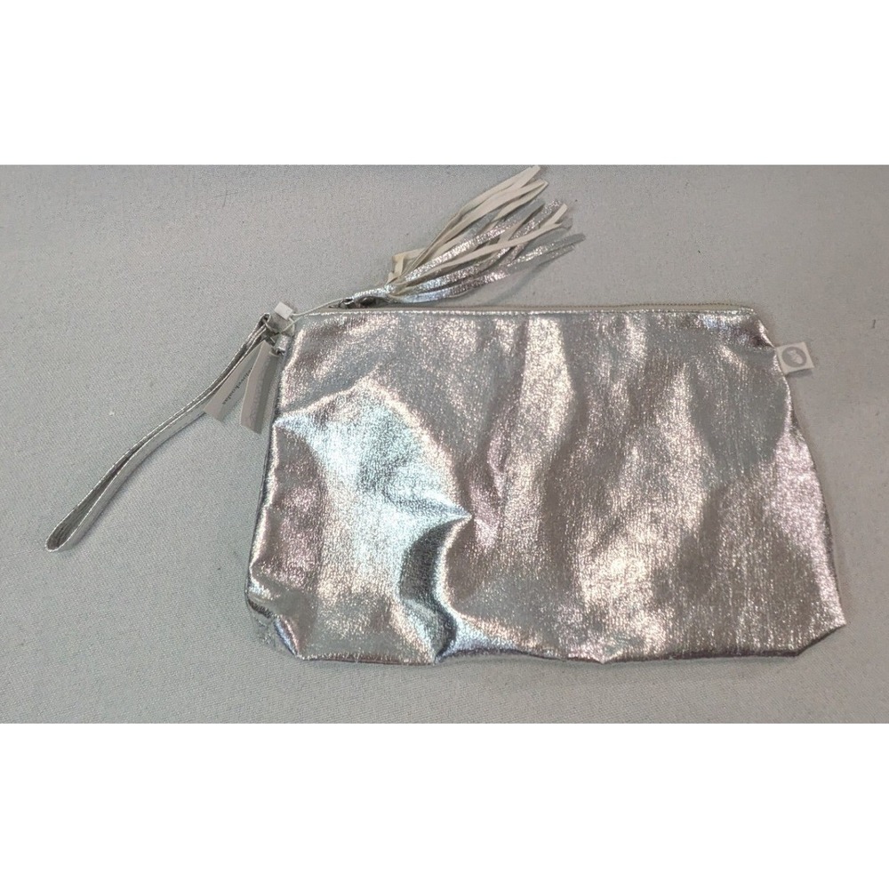 Koala Kanvas Wristlet Clutch Womens OS Silver New Metallic Tassel Bag